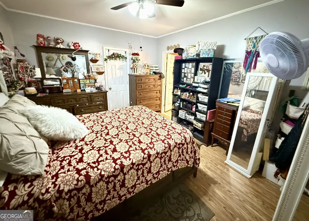 279 W Tate ST Elberton, GA 30635