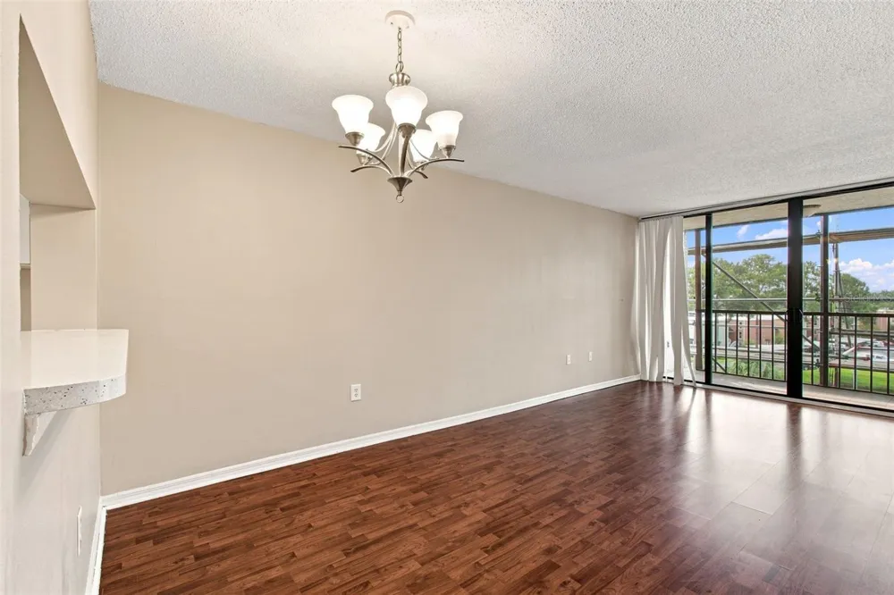2424 W TAMPA BAY BOULEVARD #L404 Tampa, FL 33607