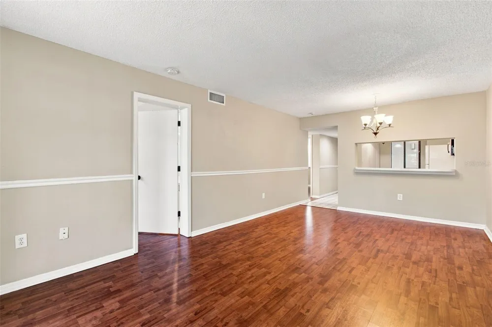 2424 W TAMPA BAY BOULEVARD #L404 Tampa, FL 33607