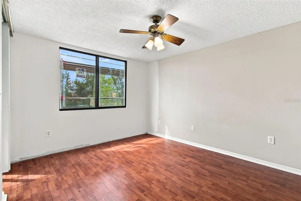 2424 W TAMPA BAY BOULEVARD #L404 Tampa, FL 33607
