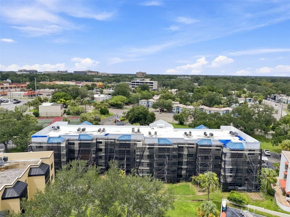 2424 W TAMPA BAY BOULEVARD #L404 Tampa, FL 33607