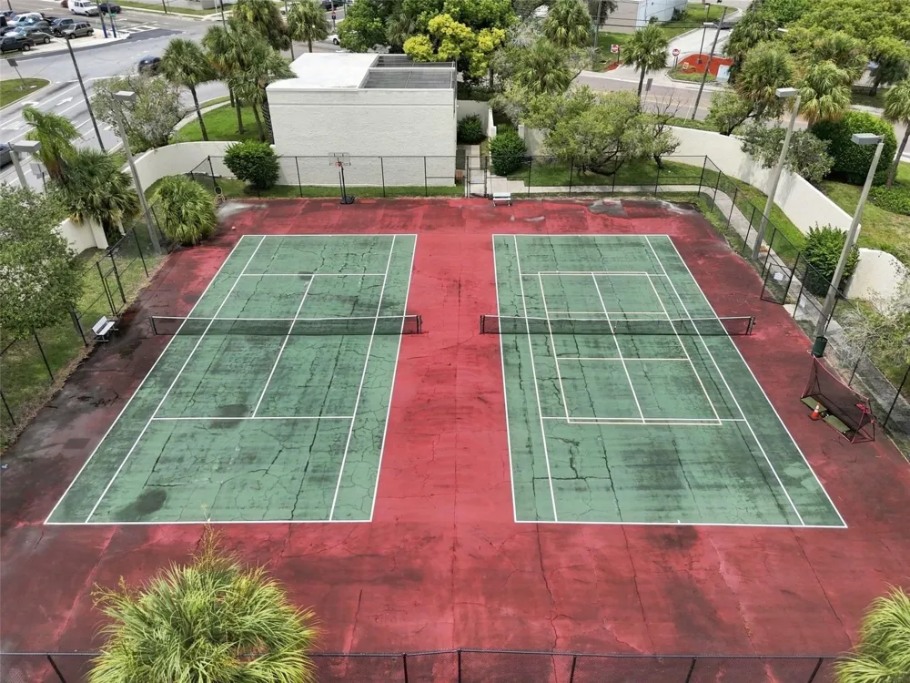 2424 W TAMPA BAY BOULEVARD #L404 Tampa, FL 33607