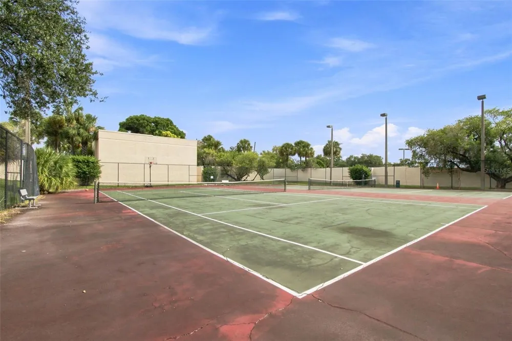 2424 W TAMPA BAY BOULEVARD #L404 Tampa, FL 33607