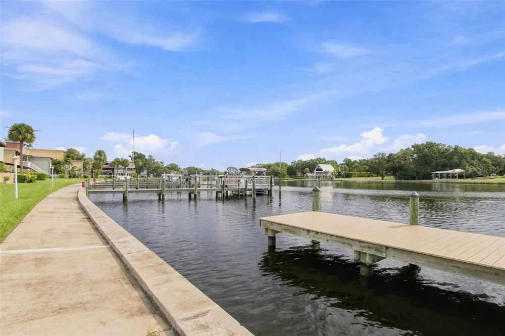 2424 W TAMPA BAY BOULEVARD #L404 Tampa, FL 33607