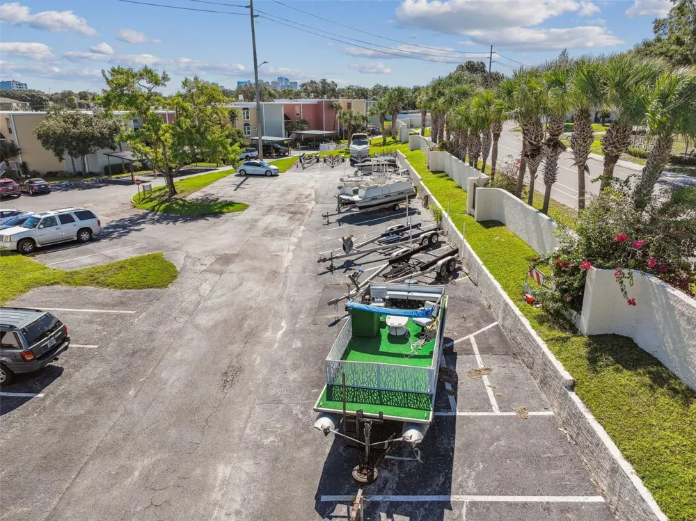 2424 W TAMPA BAY BOULEVARD #L404 Tampa, FL 33607