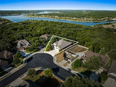 140 Lake Rim Circle