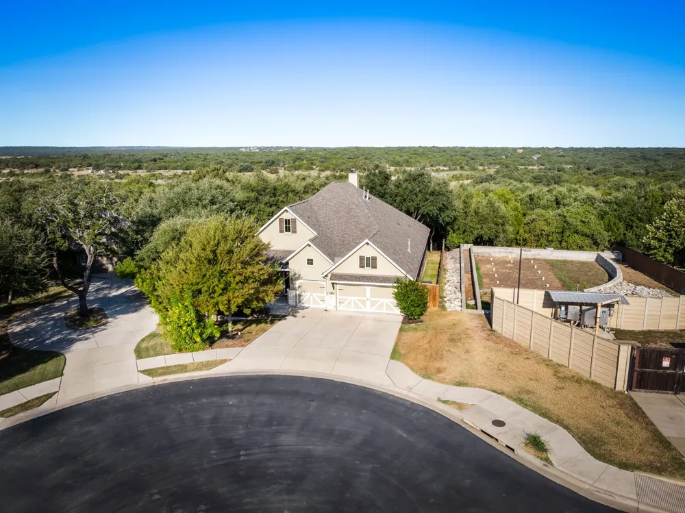 140 Lake Rim Circle Georgetown, TX 78633