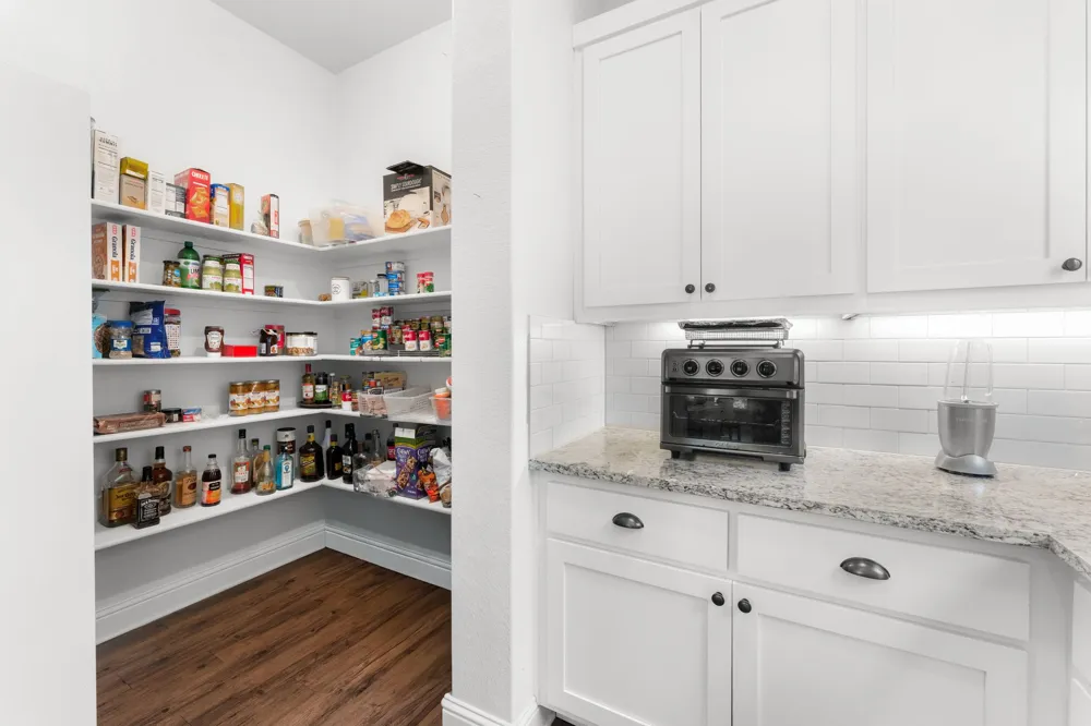 140 Lake Rim Circle Georgetown, TX 78633