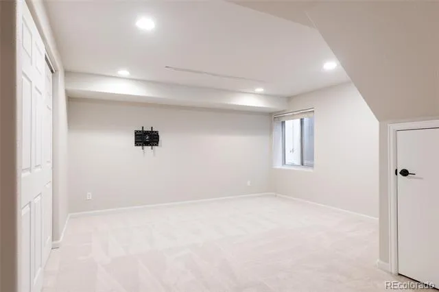 7742 E Archer Place Denver, CO 80230
