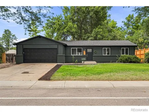 812 E Swallow Road