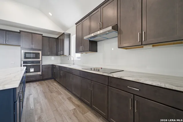 209 Richard Drive Castroville, TX 78009
