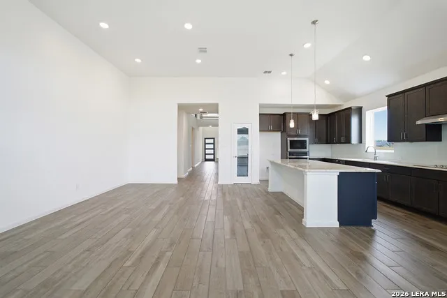 209 Richard Drive Castroville, TX 78009
