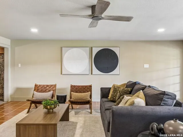 850 Estes Avenue San Antonio, TX 78209