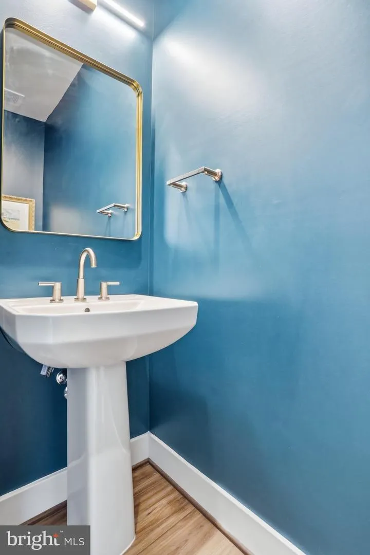 22976 COPPER TREE TERRACE Ashburn, VA 20148