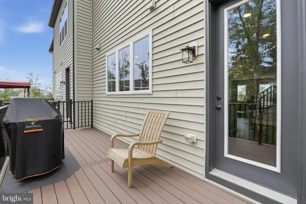 22976 COPPER TREE TERRACE Ashburn, VA 20148