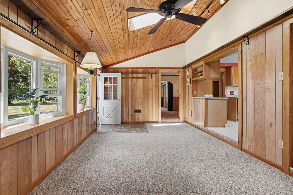 17 4th Street Plainwell, MI 49080