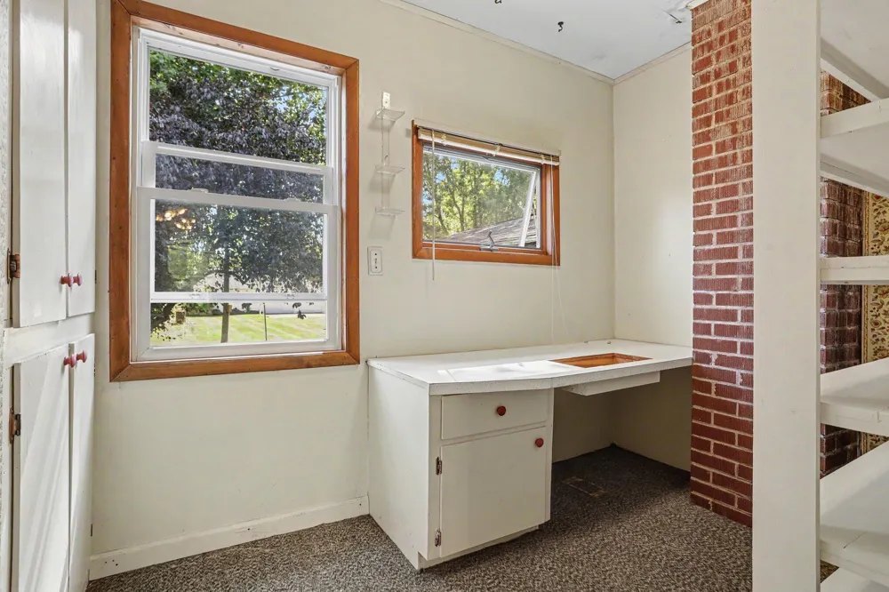 17 4th Street Plainwell, MI 49080