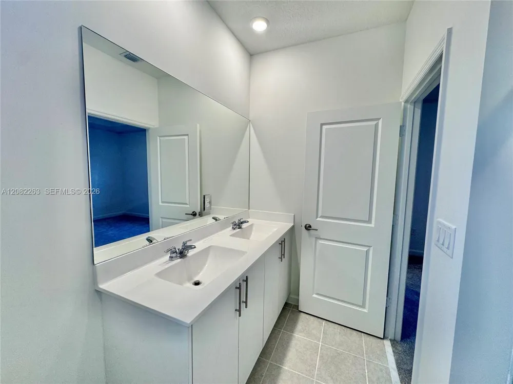 124 SE 10th Ct #124 Homestead, FL 33034