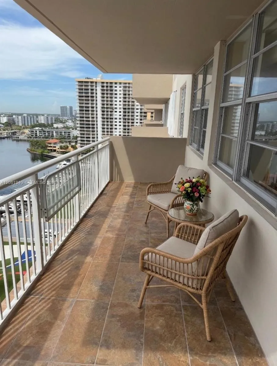 250 174th St #1420 Sunny Isles Beach, FL 33160