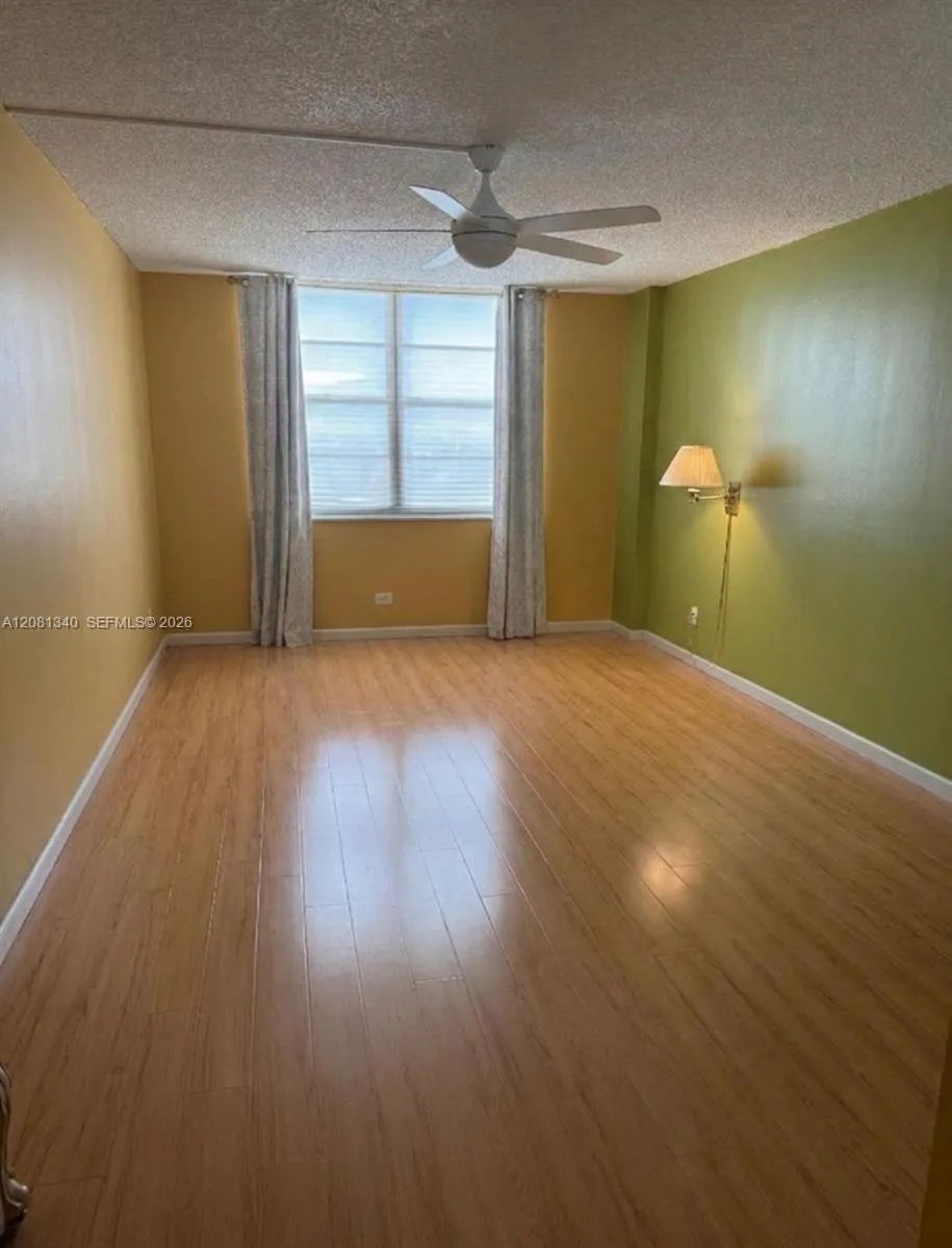 250 174th St #1420 Sunny Isles Beach, FL 33160