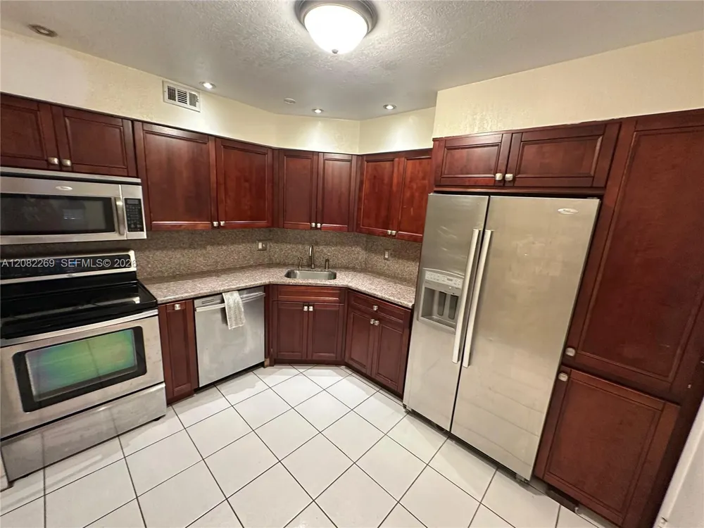 3360 Spanish Moss Ter #203 Lauderhill, FL 33319