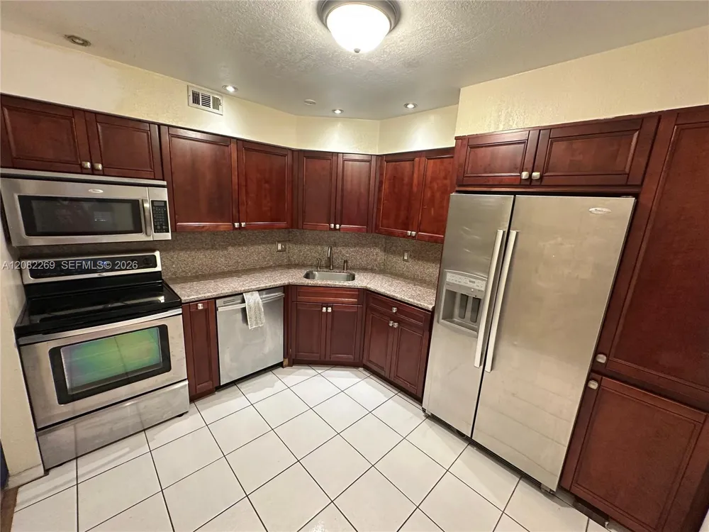 3360 Spanish Moss Ter #203 Lauderhill, FL 33319