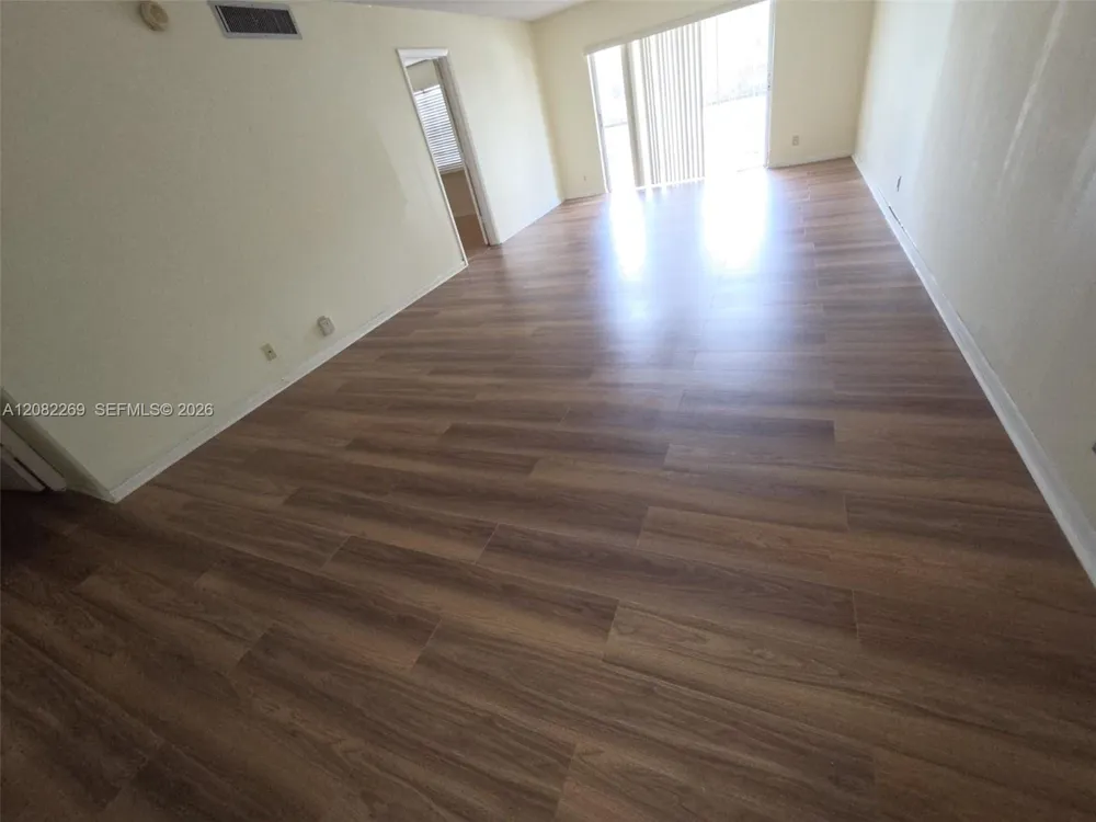 3360 Spanish Moss Ter #203 Lauderhill, FL 33319
