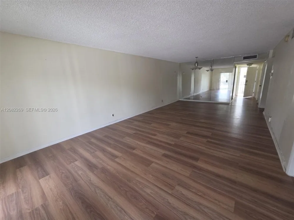 3360 Spanish Moss Ter #203 Lauderhill, FL 33319