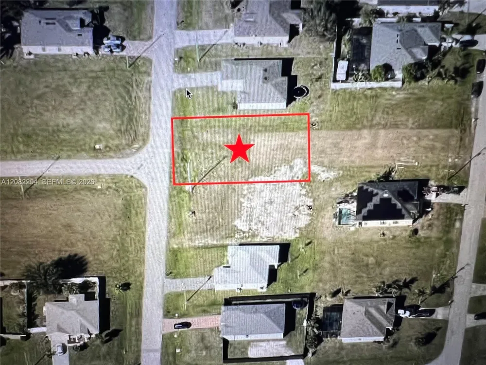 1135 NW 12th Pl Cape Coral, FL 33993