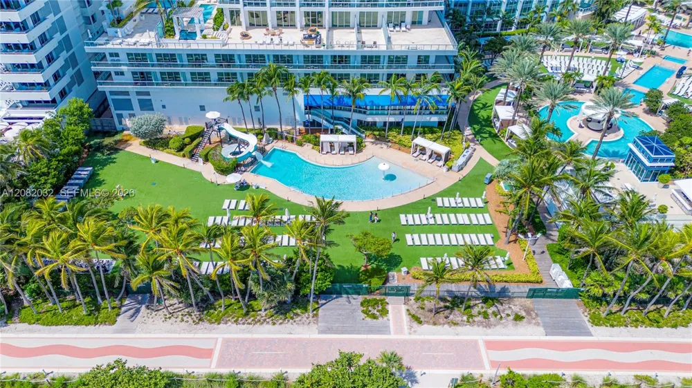 4391 Collins Ave #905 Miami Beach, FL 33140