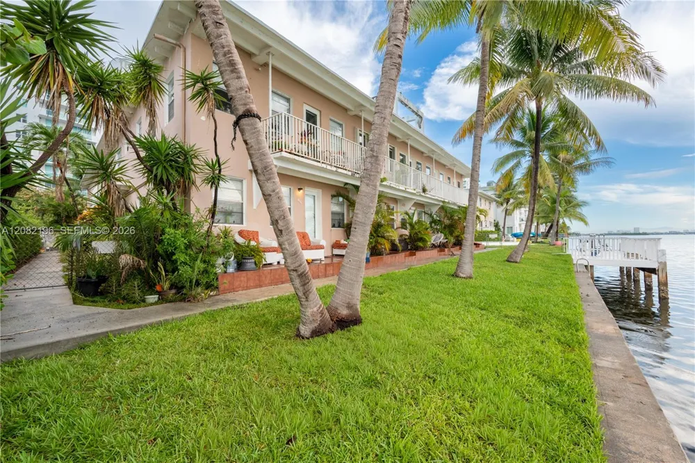 7909 East Dr #109 North Bay Village, FL 33141