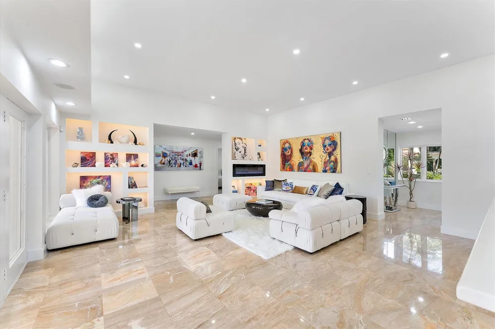 18 Nurmi Drive Fort Lauderdale, FL 33301