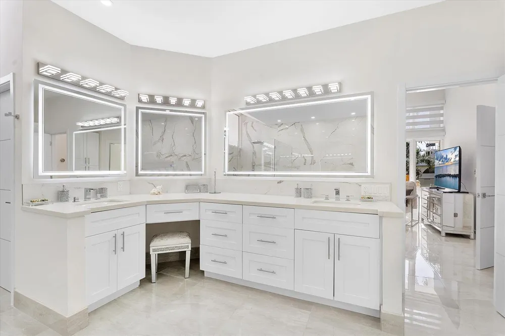 18 Nurmi Drive Fort Lauderdale, FL 33301