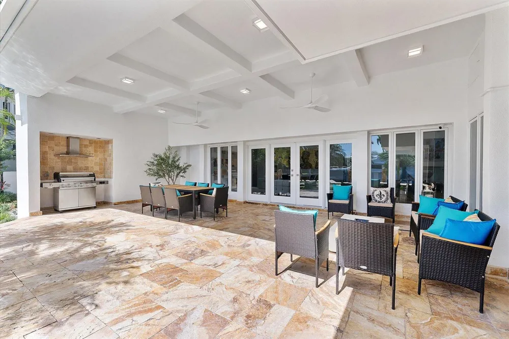 18 Nurmi Drive Fort Lauderdale, FL 33301