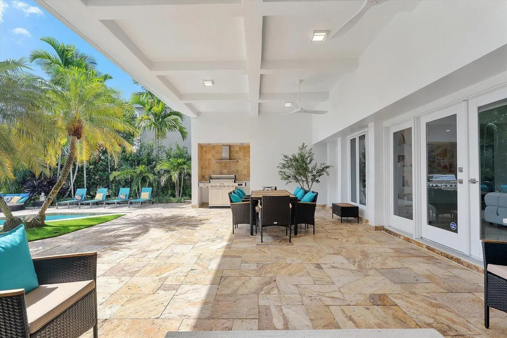 18 Nurmi Drive Fort Lauderdale, FL 33301