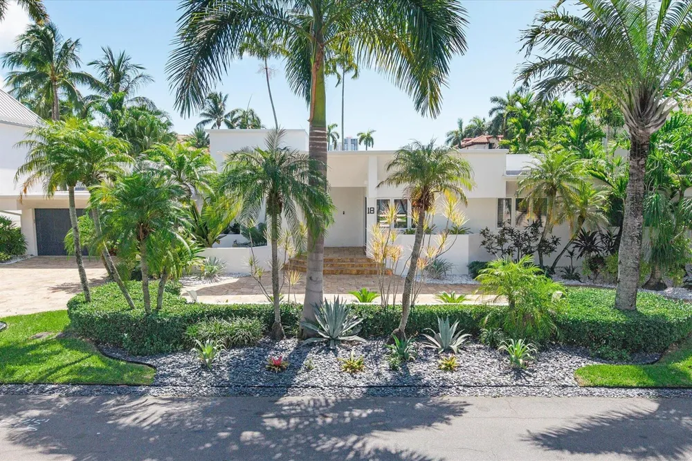 18 Nurmi Drive Fort Lauderdale, FL 33301