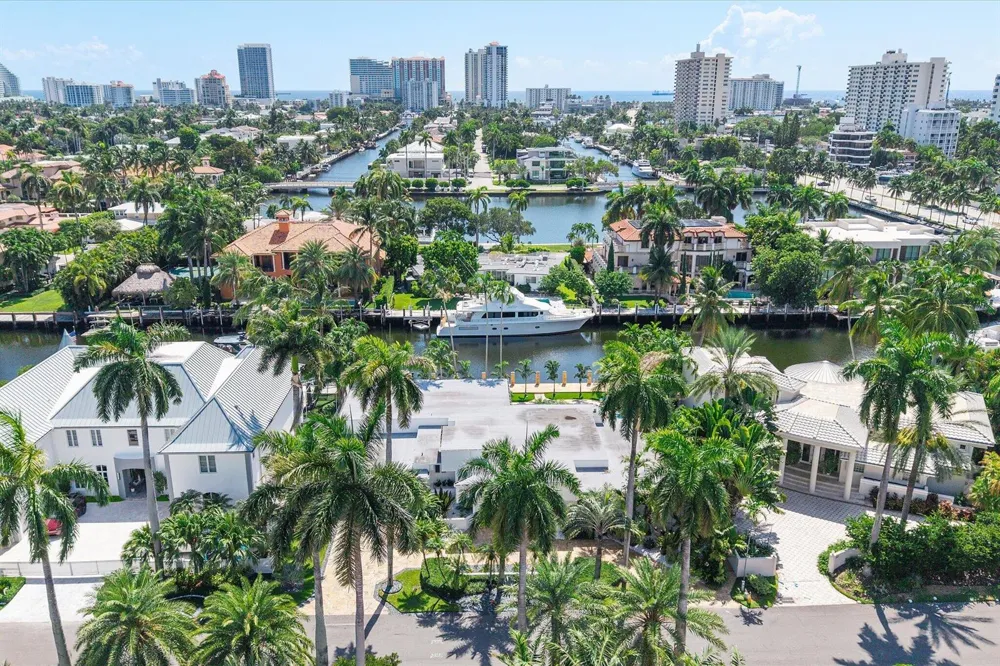 18 Nurmi Drive Fort Lauderdale, FL 33301