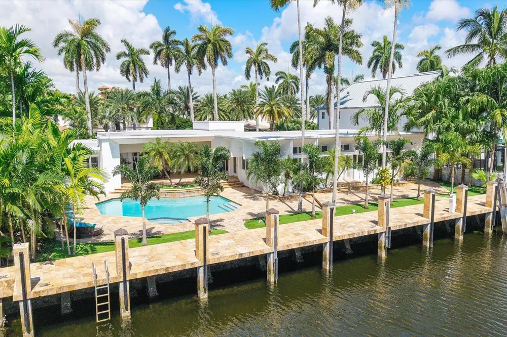18 Nurmi Drive Fort Lauderdale, FL 33301