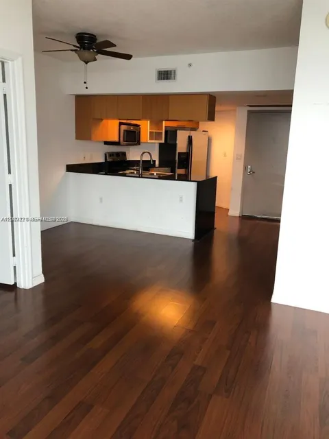 1750 Bayshore Dr #3015