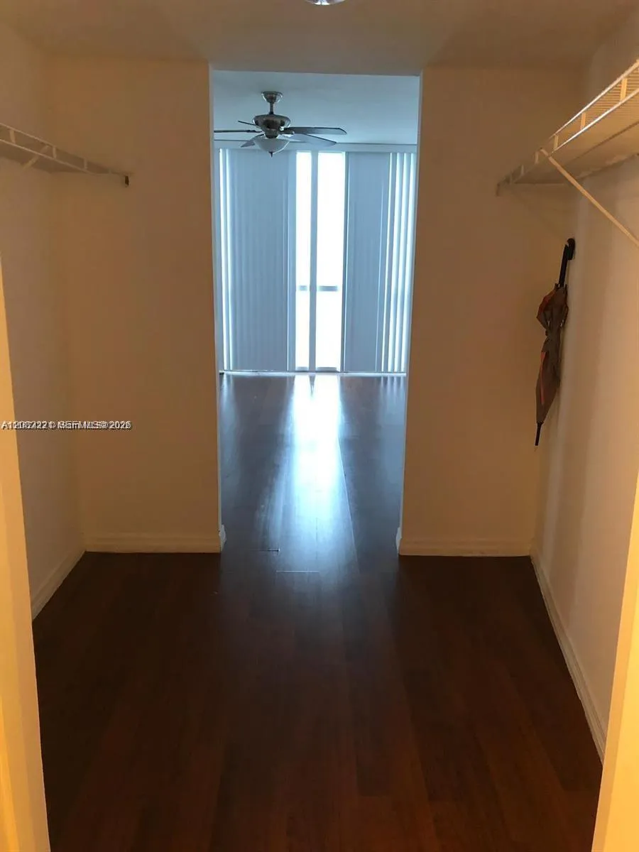 1750 Bayshore Dr #3015 Miami, FL 33132