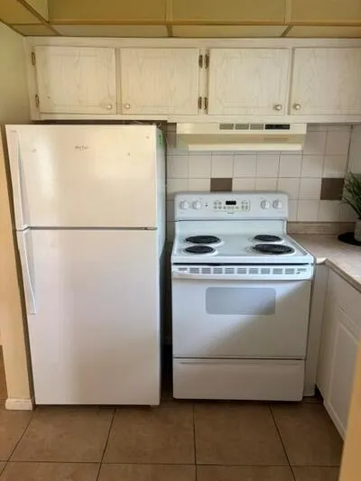 145 Dorchester G West Palm Beach, FL 33417