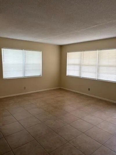 145 Dorchester G West Palm Beach, FL 33417
