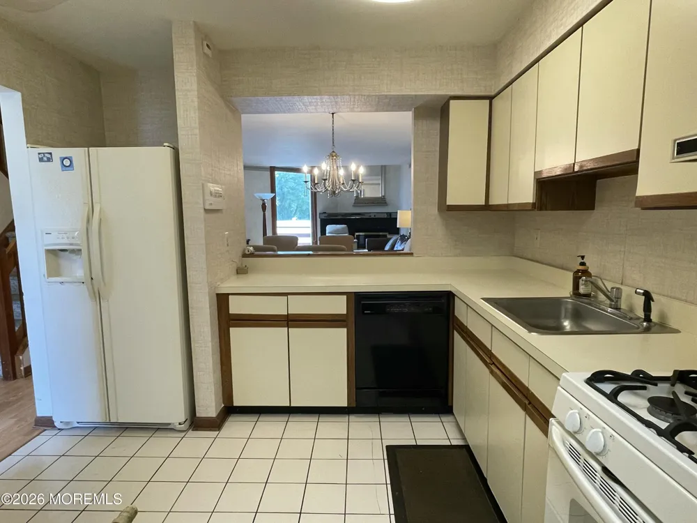 60 Cedar Avenue #8 Long Branch, NJ 07740