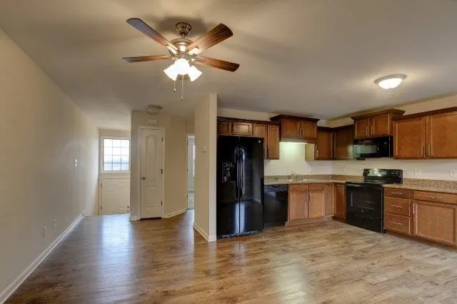 992 Ash Ridge #D Clarksville, TN 37042