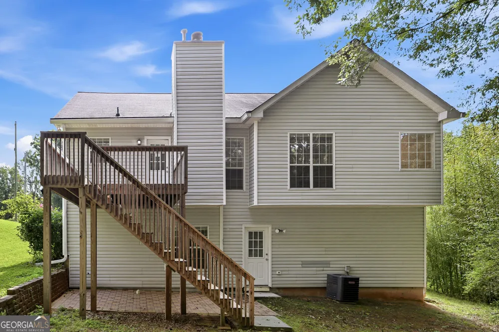 4876 Hunt Club DR Flowery Branch, GA 30542