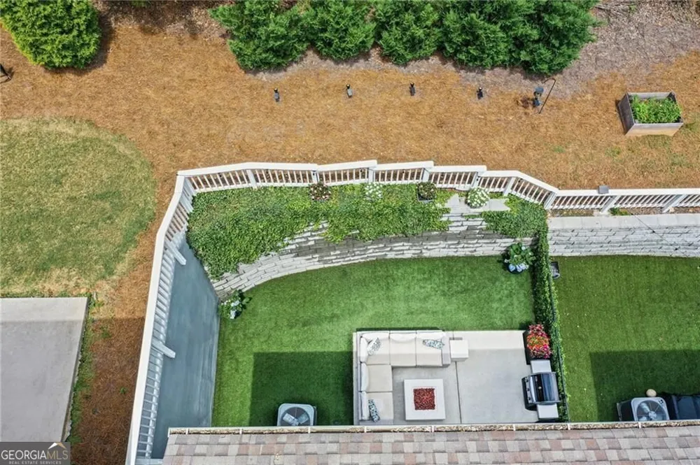 469 Bishop LN Woodstock, GA 30188