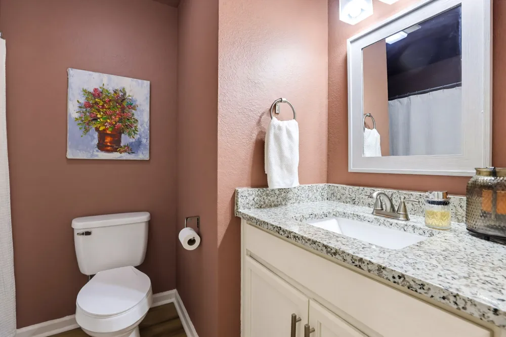 1510 Shadow Walk Lockhart, TX 78644