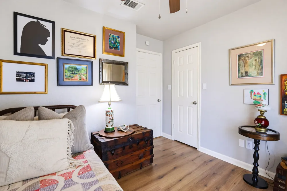 1510 Shadow Walk Lockhart, TX 78644