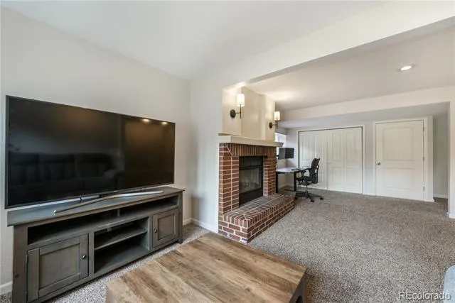 8525 Sassafras Drive Colorado Springs, CO 80920