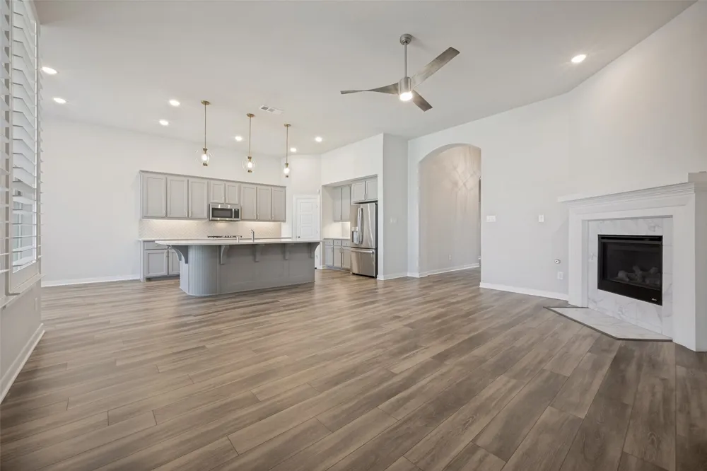 817 Nuthatch Court Argyle, TX 76226